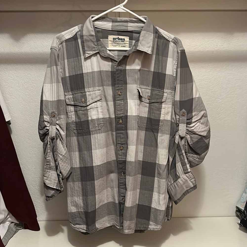Men's XL Gray Checked Casual Button-down